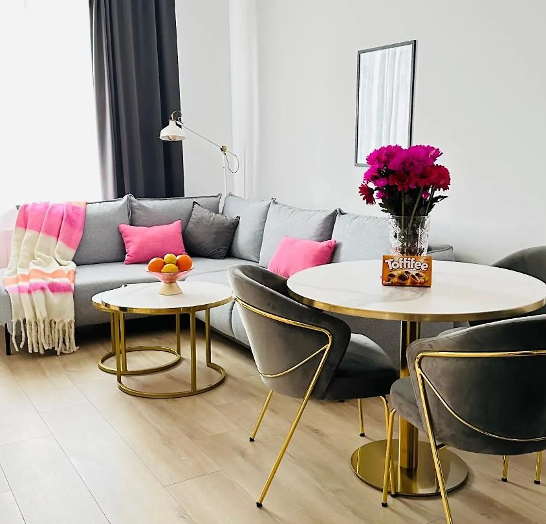 הקונטקטים של Apartament Plac Zbawiciela